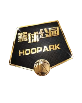 他立即将球
